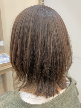 アルターリール(aL ter Rire) ミディアムレイヤー/福原遼華