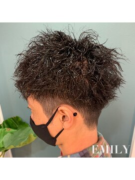 エミリーバイシャロームキッズ(EMILY by shalom kids) ツイストパーマ