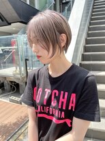 ヌード(NUDE)&nbsp;NUDEハイトーン ベージュ レイヤーショートボブ大人ショートボブ