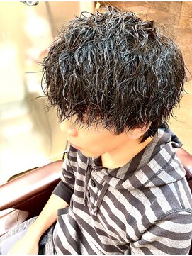 銀座マツナガ 浅草店 20代人気ツーブロウルフマッシュツイスパ