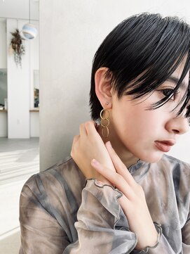 サークル(circle) クールショート20代30代40代50代小顔ショートボブベリーショート