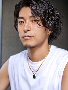 オルト(Altn) 大人の波巻きスパイラルパーマミディアムロングメンズカットヘア