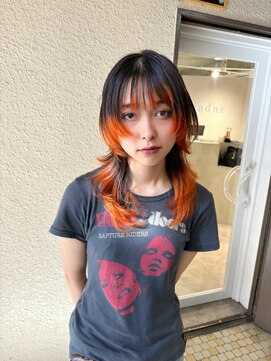 アドネ プライム(adne prime) ウルフカット/ロングウルフ/デザインカラー/オレンジカラー