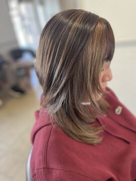 オッジ ヘアー 深谷店(Oggi Hair) ハイライト & シャギー 1月