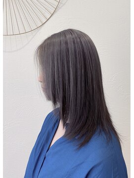 エフヘア レヴェリー(Fhair reverie) ウルフ系ハイレイヤー＋アンブレラカラー　スモーキーグレージュ