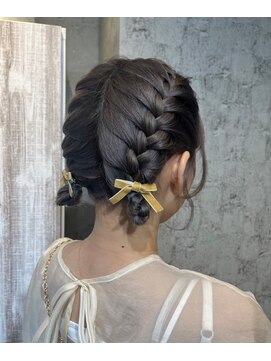 イコール バイ プロデュース 町田駅前店(equal by Produce) 編み込みアレンジ☆［町田/町田駅/アレンジ/編みこみ］