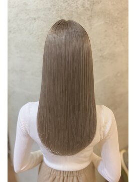 スローネ(THRONE) 艶カラー／髪質改善／新宿／20代30代40代