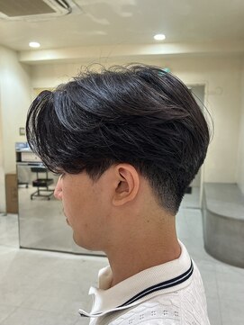 ニコ トウキョウ ヨコハマ(nico) メンズセンターパートウルフセンターパートニュアンスパーマ襟足