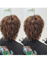 ブライト(BRIGHT) ツイストスパイラルパーマセンターパートウルフ