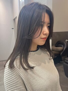 ポジ(poji) 韓国風　前髪カット　艶髪　くびれ巻き　サイドバング