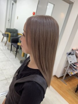 【NAOKI】が作るくすみベージュ