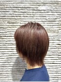20代30代40代前下がりストレート小顔補正立体カット