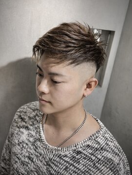 ジ オブスキュア(THE OBSCURE) スキンフェード