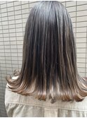 バレイヤージュ×グレージュ