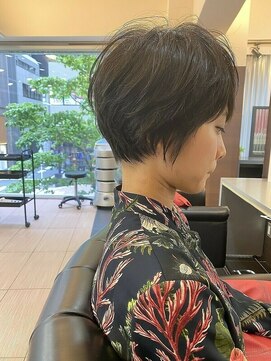 アフロディーテ ギンザ 秋葉原店(APHRODITE GINZA) 外ハネボブ/グラデーションカラー/ペールベージュ/秋葉原