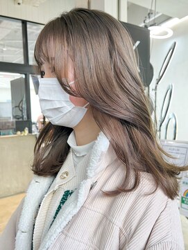 アルバム 銀座(ALBUM GINZA) ベージュブラウン_斜めバンググレージュカラーシルキー_ba447501