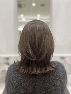 シュク 高円寺(SYUK) くびれミディアム/透明感グレージュカラー【SYUK 高円寺 中野】