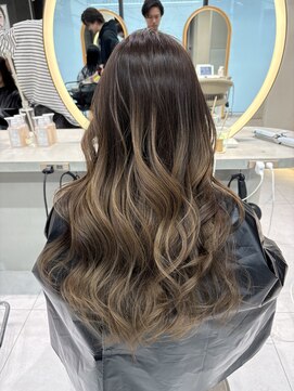 ロンドルピナス 小倉(Lond Lupinus) ブルーブラック/ワイドバング/美髪のススメ/外ハネボブ/髪質改善