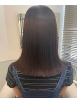 ルーシー(Lucy)&nbsp;ミディアムストレート【小倉】