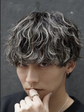 フィフス 大分(fifth) 大分波巻きパーマメンズカットラウンドマッシュハイライト20代