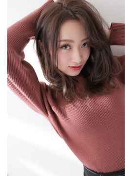 (chezlamour/市川)万能ミディアムレイヤー×アースベージュ♪