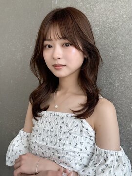 ルームバイシー 新宿(Loom. by Sea) ココアベージュ×レイヤー[小顔/黒髪/オリーブグレー]