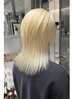 シア(XIA) ブロンドカラー