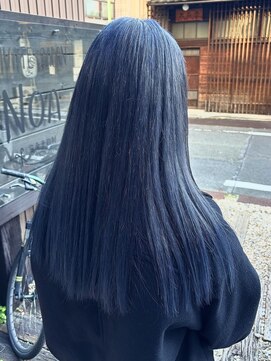 ノア(NOA) 透明感×大人カラー×ブルーブラック