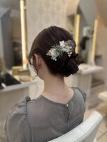 フレア(FLAiR) 10代20代結婚式お呼ばれヘアふわふわシニヨンスタイルヘアセット