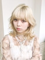 アルバム 池袋(ALBUM)&nbsp;顔周りレイヤー前髪カットミディアムホワイトベージュ_F31842
