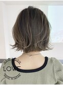 【なつみ LOWE】夏カラーバレイヤージュ×グレージュ大人ボブ