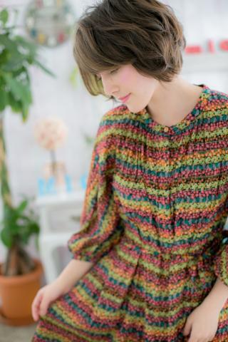 グラデーションメッシュカラーくせ毛風抜け感ボブショートa1