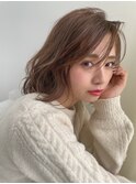 大人かわいい外ハネミディアム