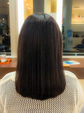 バリエ ホテル日航札幌店(VARIE) ホリスティックプラチナカラー×ミディアム