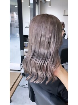 ラフ 難波店(LAFF) #黒髪#ボブルフ#ネビージュ#小顔#ワンレン