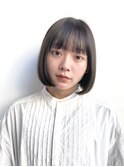 ボブ 透明感カラー オリーブグレージュ