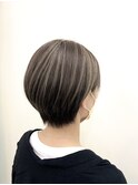 耳掛けショート×ハイライト