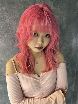 イコ(.ico) ホットピンク　20代30代　ブリーチリタッチ　ウルフカット
