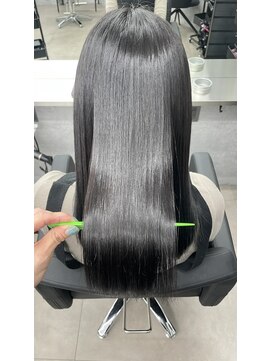 シンシア 新宿(CYNTHIA) 【CYNTHIA/イリス】外ハネボブ/美髪のススメ/ワイドバング