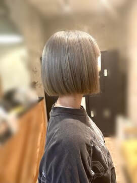 サロン(CI'SALON) ホワイトベージュ×ボブスタイル