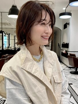 ミンクス ギンザ セントラル(MINX ginza central) 大人ガーリーな軽やかボブ♪ チョコレートカラー