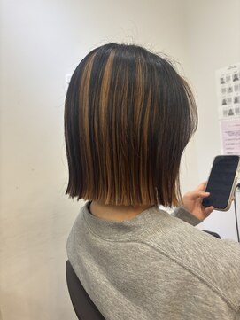 ジエクト ヴィシア(The Ect VIXIA) アンブレラカラー　切りっぱなし 20代人気ボブ　外ハネボブ