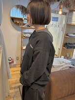 キチ(kichi.)&nbsp;[kichi.] 前上がりボブ