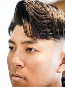 メリケンバーバーショップ コウベ(MERICAN BARBERSHOP KOBE) メンズカットフェザー