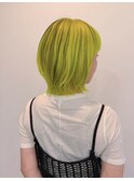 ネオンイエロー