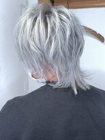 ブレイズヘアー(BLAZEhair) 【ボーイッシュハイトーン】メンズライクホワイト×ブリーチ3回