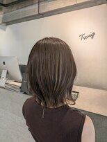 ツイッグ バイ ヤード(twig by YARD.)&nbsp;ハイブライトカラー×白髪ぼかしハイライト