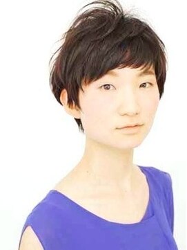 クールドセリエ 新宿南口店(Coeur de cellier) (cellie)シンプルな暗髪ショート