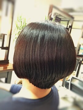 キャン 温品店(CAN) 【CAN】クセっ毛の方にオススメ♪重めのグラボブ×ハナヘナ