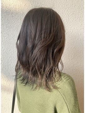 ビグディーサロン 武庫川(BIGOUDI salon) アッシュグレージュ外国人風ハイライトカラー外ハネボブ